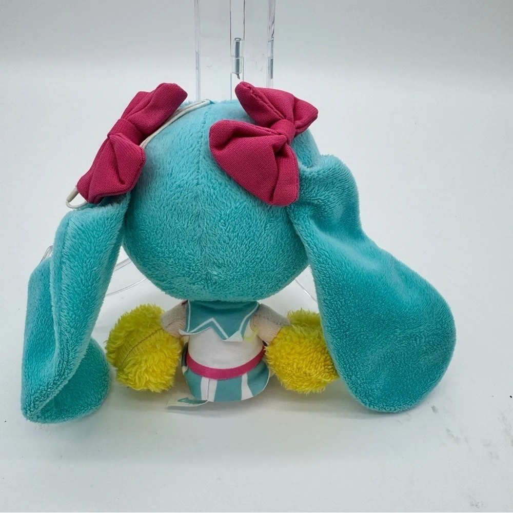 Hatsune Miku Cute Plush Toy: Cheering With Pom Poms